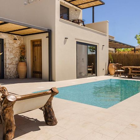 Hilaritas Luxury Suites Sea View, Private Pool & Jacuzzi Paradise Ratzaklíon Esterno foto