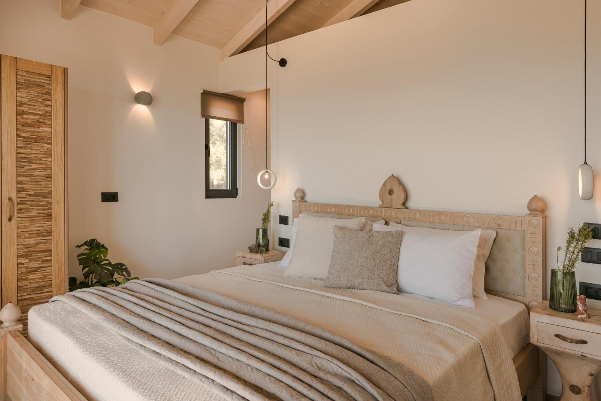 Hilaritas Luxury Suites Sea View, Private Pool & Jacuzzi Paradise Ratzaklíon Esterno foto