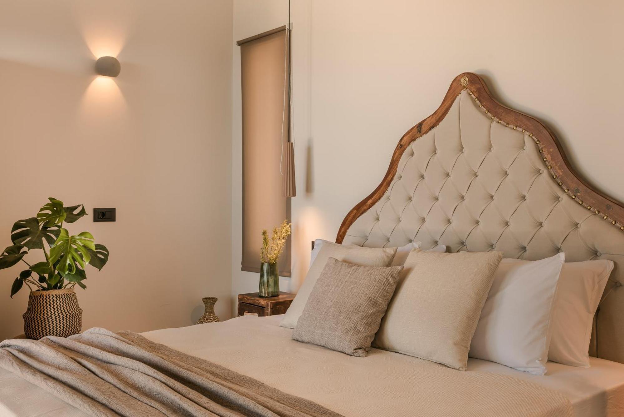 Hilaritas Luxury Suites Sea View, Private Pool & Jacuzzi Paradise Ratzaklíon Esterno foto