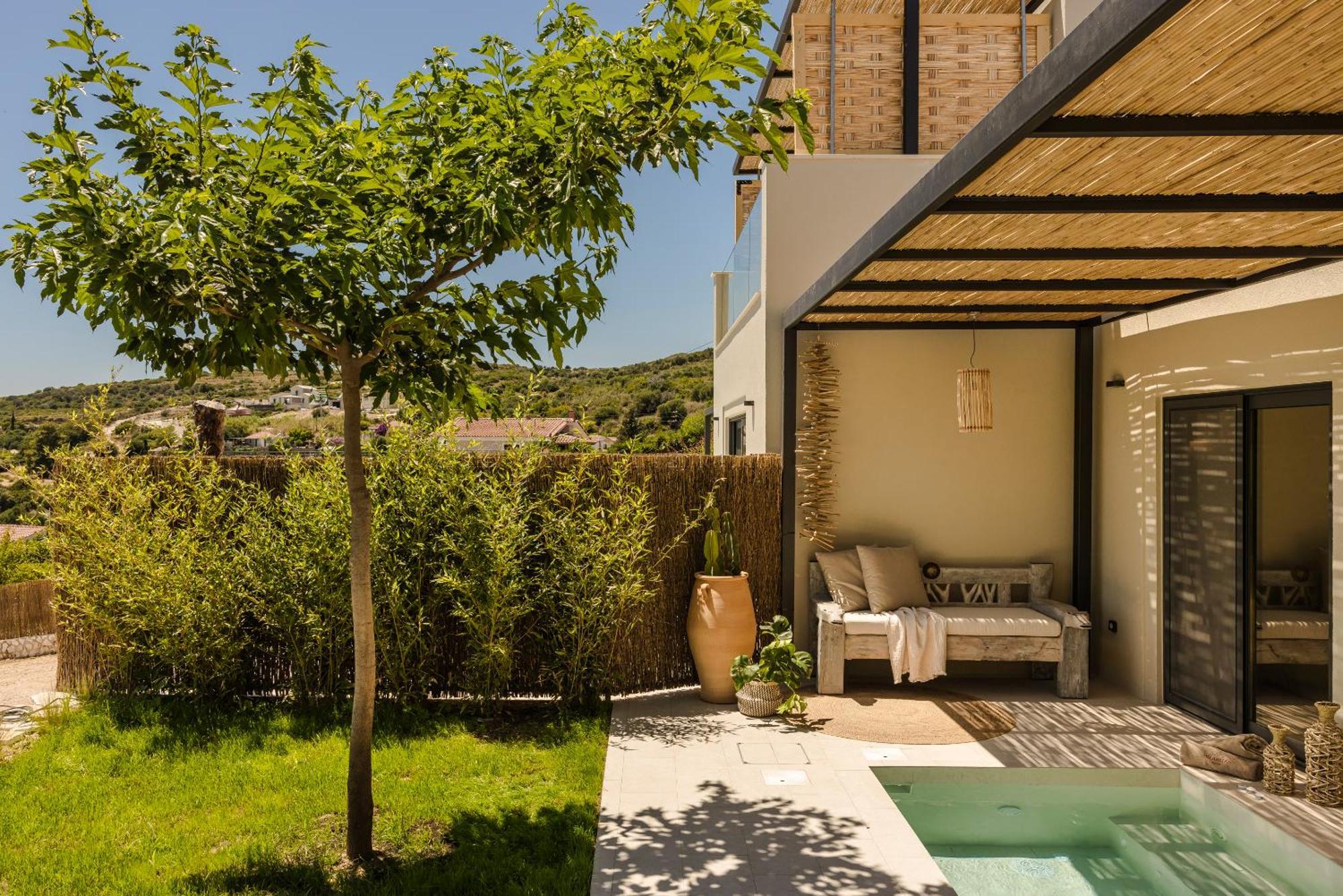 Hilaritas Luxury Suites Sea View, Private Pool & Jacuzzi Paradise Ratzaklíon Esterno foto